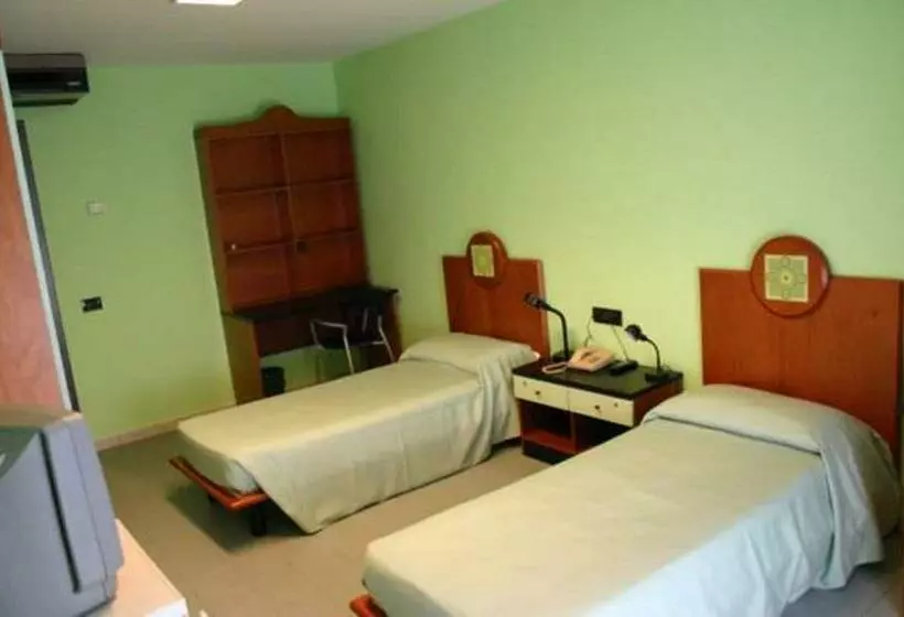 اتاق اکونومی, Albergo Athenaeum