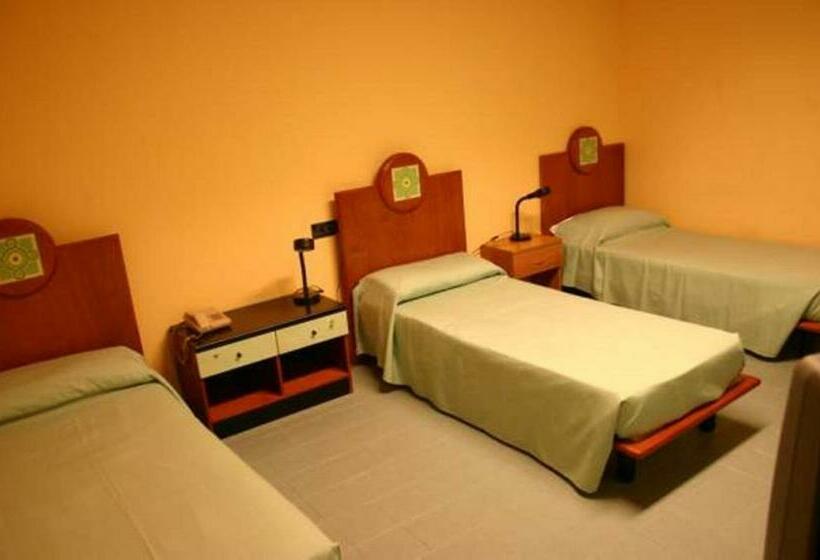 Трежместный Номер Economy, Albergo Athenaeum