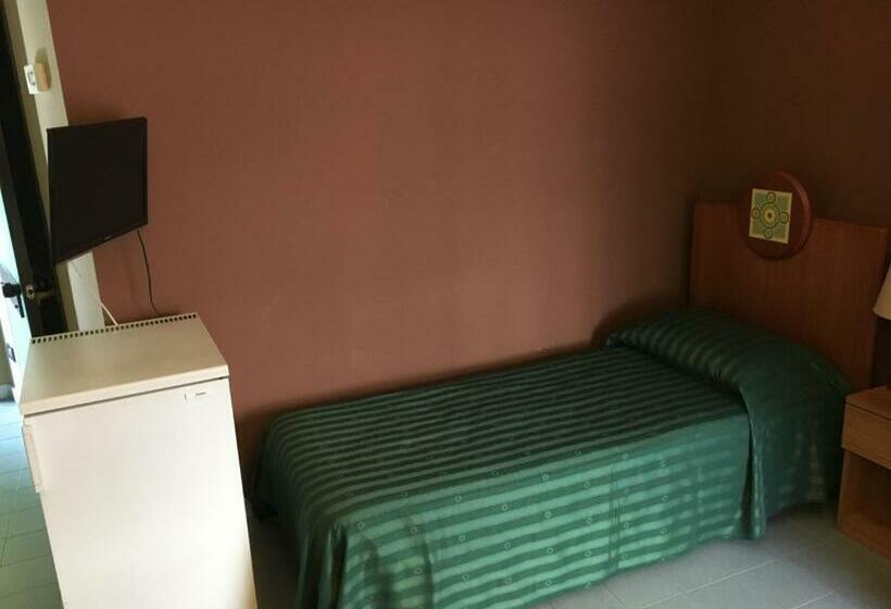 单人经济间, Albergo Athenaeum