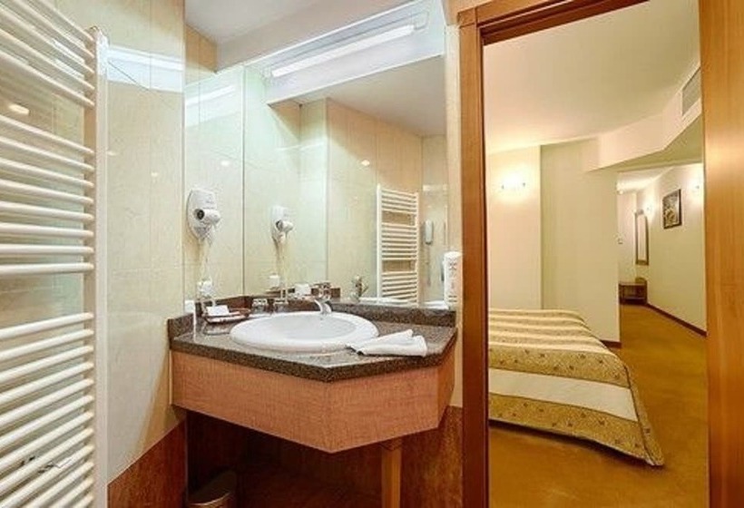 سوییت, Duke Romana City Center