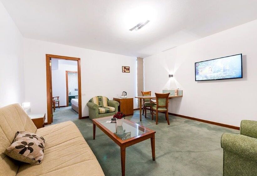 سوییت, Duke Romana City Center