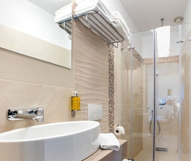 آپارتمان 2 خوابه, Duke Romana City Center