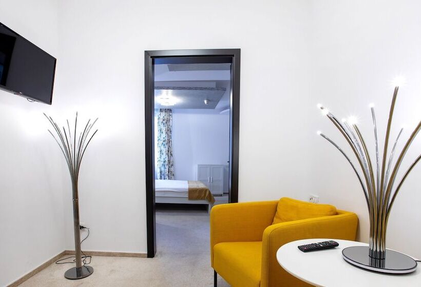 آپارتمان 2 خوابه, Duke Romana City Center