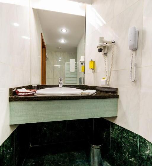 اتاق اکونومی یک تخته, Duke Romana City Center