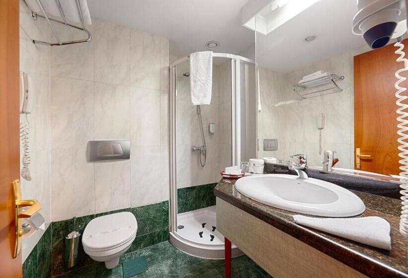 سوییت, Duke Romana City Center