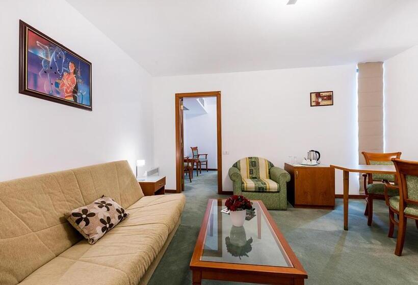 سوییت, Duke Romana City Center