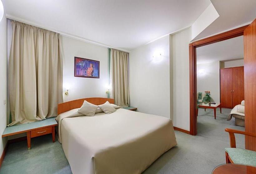 سوییت, Duke Romana City Center