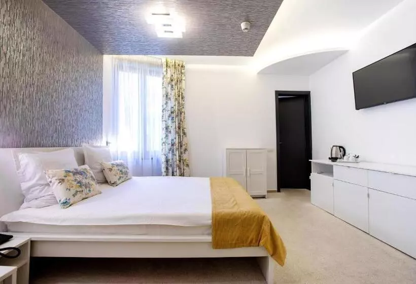 آپارتمان 2 خوابه, Duke Romana City Center