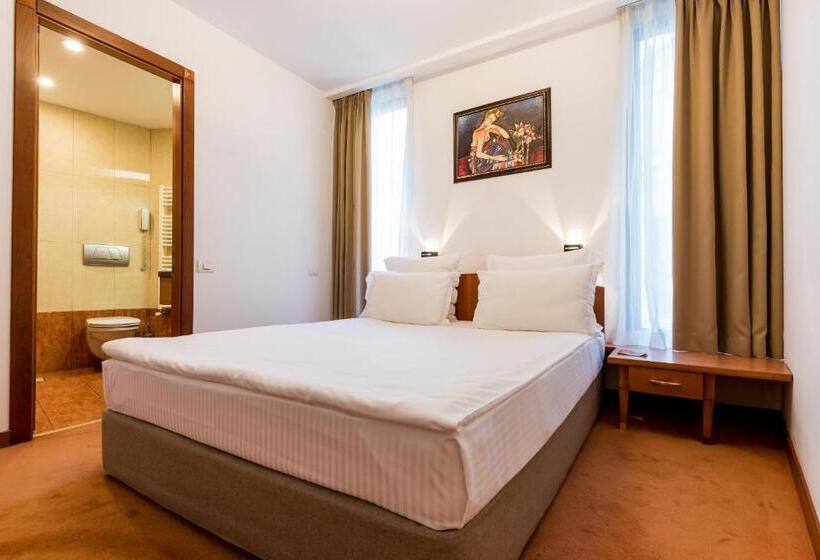 سوییت جونیور, Duke Romana City Center