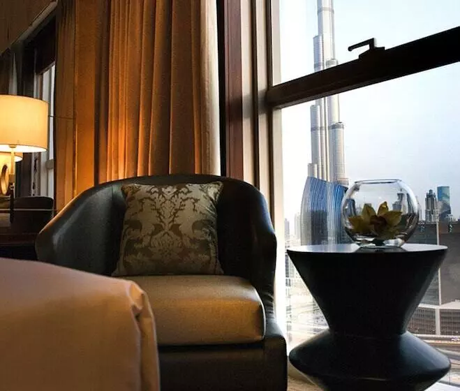 اتاق کلوب با چشم‌انداز, Dusit Thani Dubai