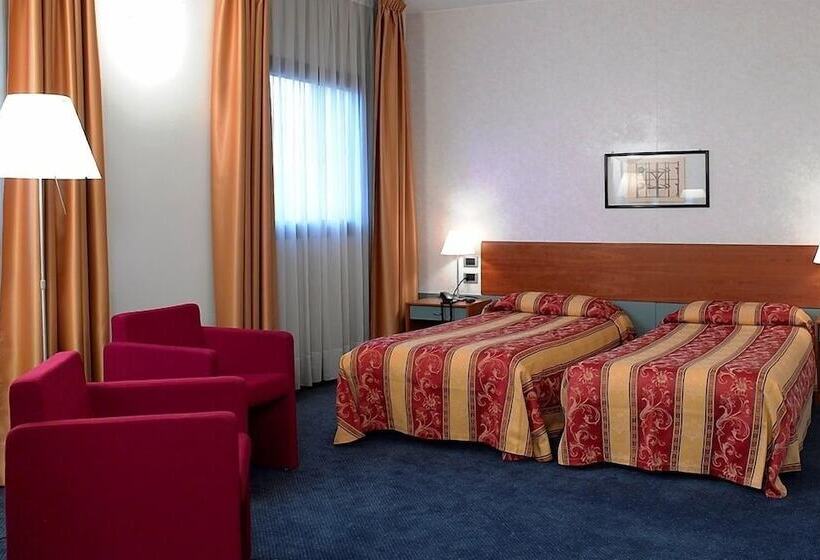 חדר סופריור, Filanda