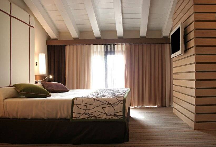 סוויטת ג'וניור, Filanda