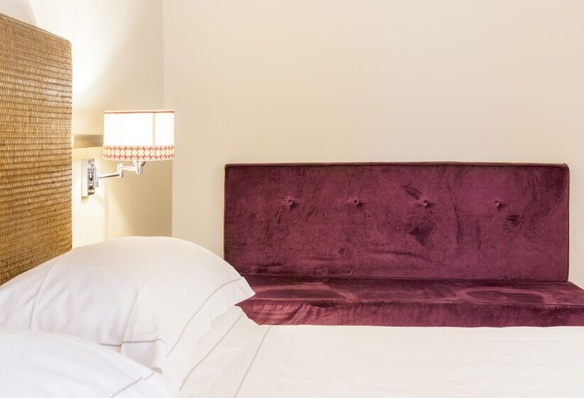 اتاق کلاسیک, Grand Hotel Cavour