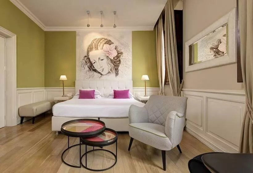 اتاق لوکس سه تخته, Grand Hotel Cavour