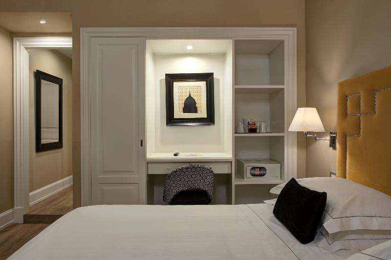 اتاق کلاسیک, Grand Hotel Cavour