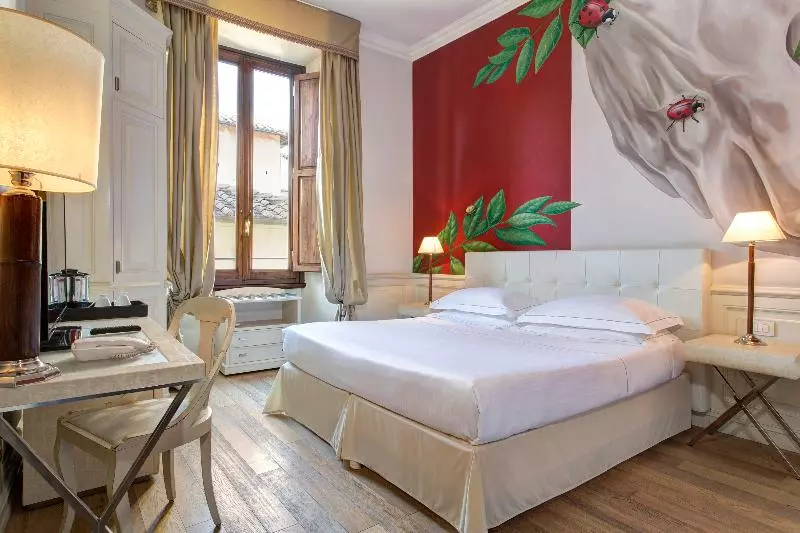 اتاق سوپریور, Grand Hotel Cavour