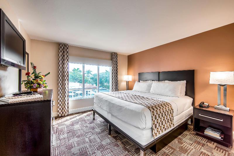 سوییت جونیور, Grand Hotel Cavour