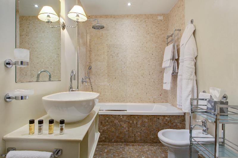 اتاق کلاسیک, Grand Hotel Cavour