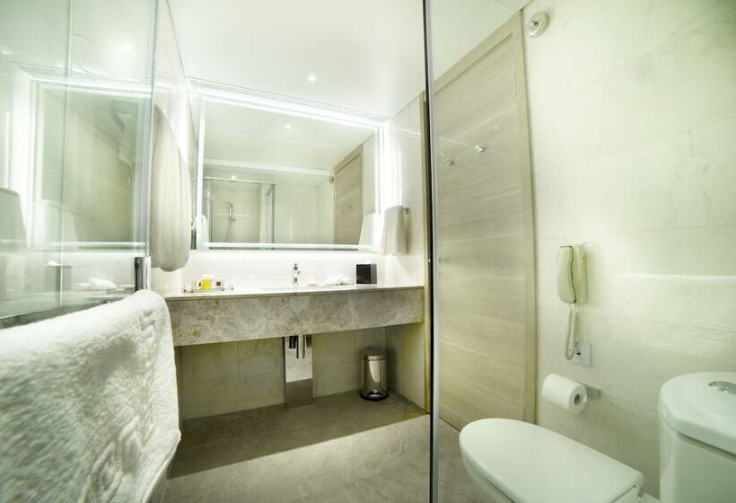 اتاق پرمیوم, Harbour Plaza North Point