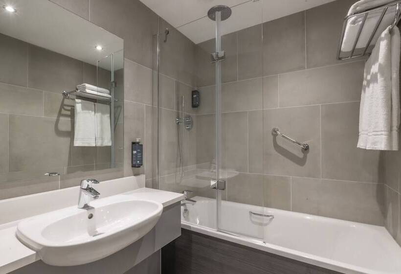 Номер Executive, Maldron Hotel Belfast International Airport