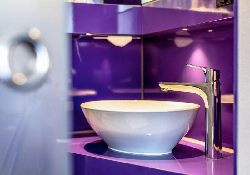 اتاق استاندارد, Stoller