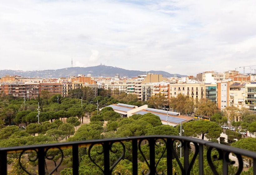 Номер Стандарт Вид на Парк, Onix Fira