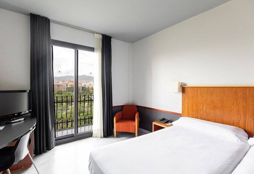 Номер Стандарт Вид на Парк, Onix Fira