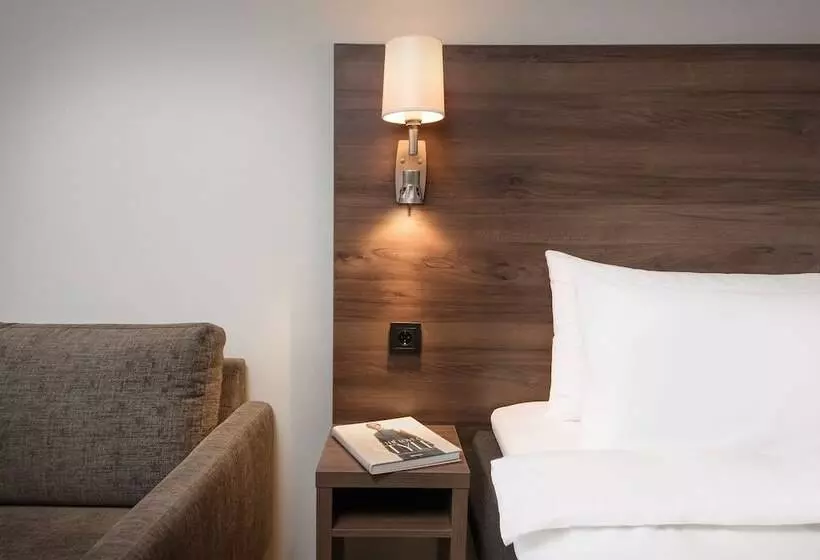 اتاق استاندارد یک نفره, Park Inn By Radisson Oslo Airport Hotel West