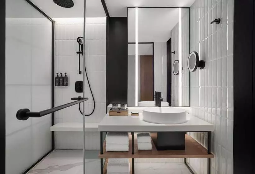 キングサイズベッドのデラックスルーム, Sheraton Chengdu Lido