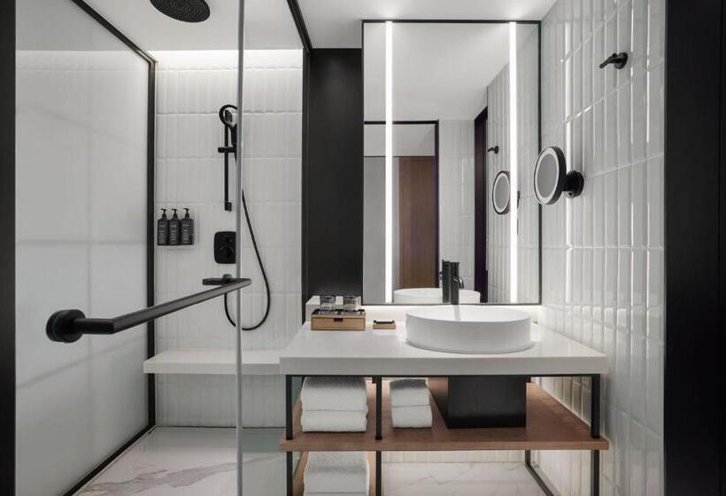 Номер Deluxe, Sheraton Chengdu Lido