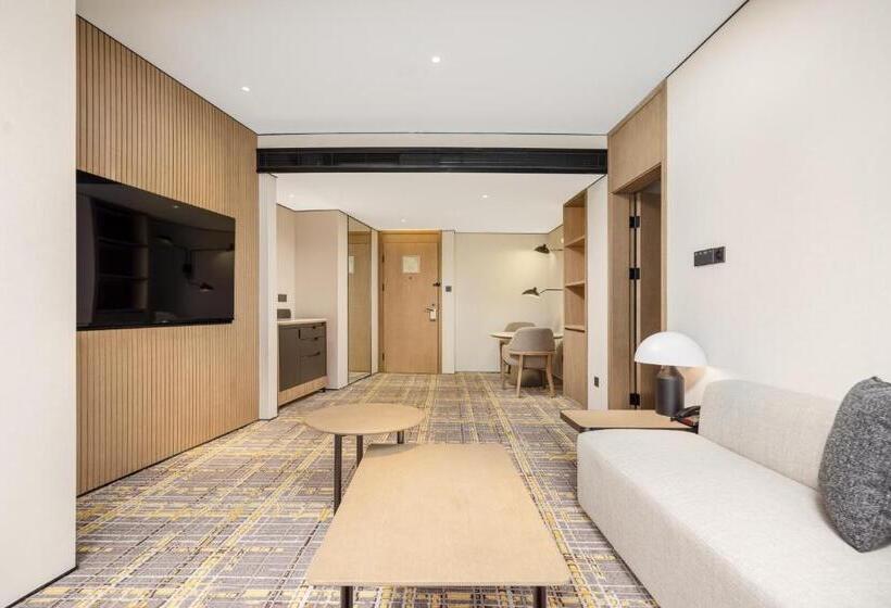 Люкс Superior, Sheraton Chengdu Lido