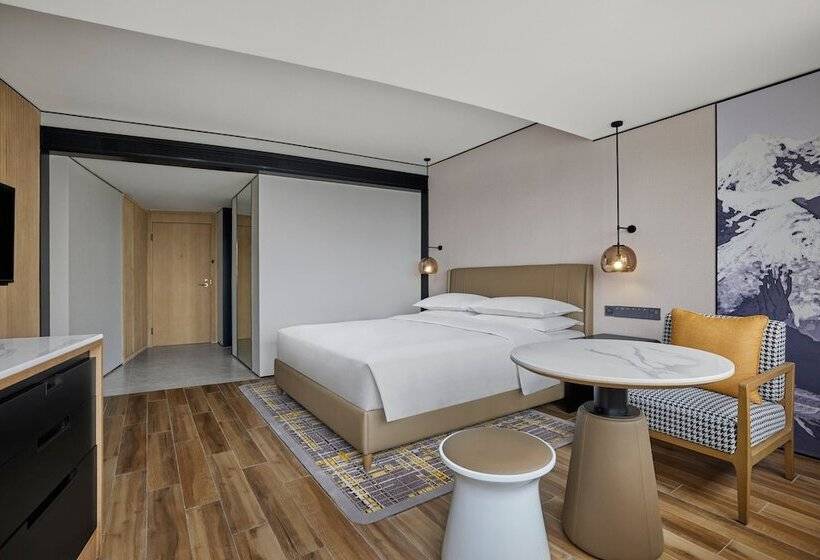 Номер Executive, Sheraton Chengdu Lido