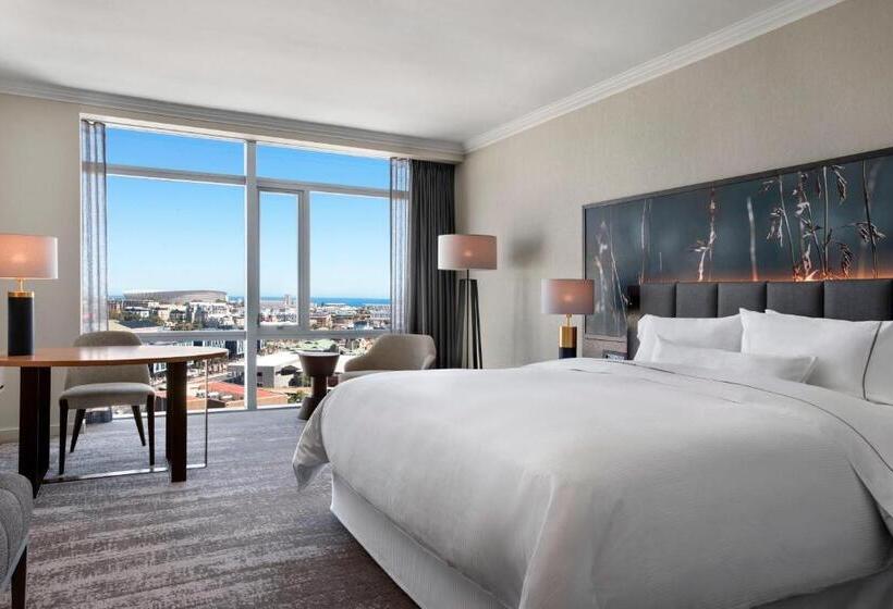 חדר דחוקס עם מיטת קינג, The Westin Cape Town