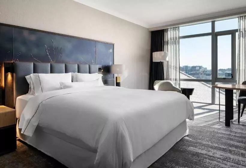 اتاق لوکس با تخت بزرگ, The Westin Cape Town