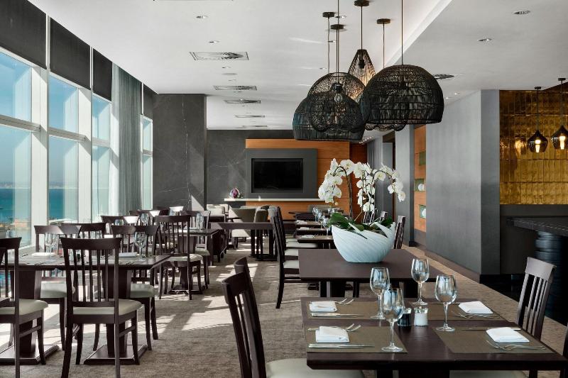 Номер Executive, The Westin Cape Town