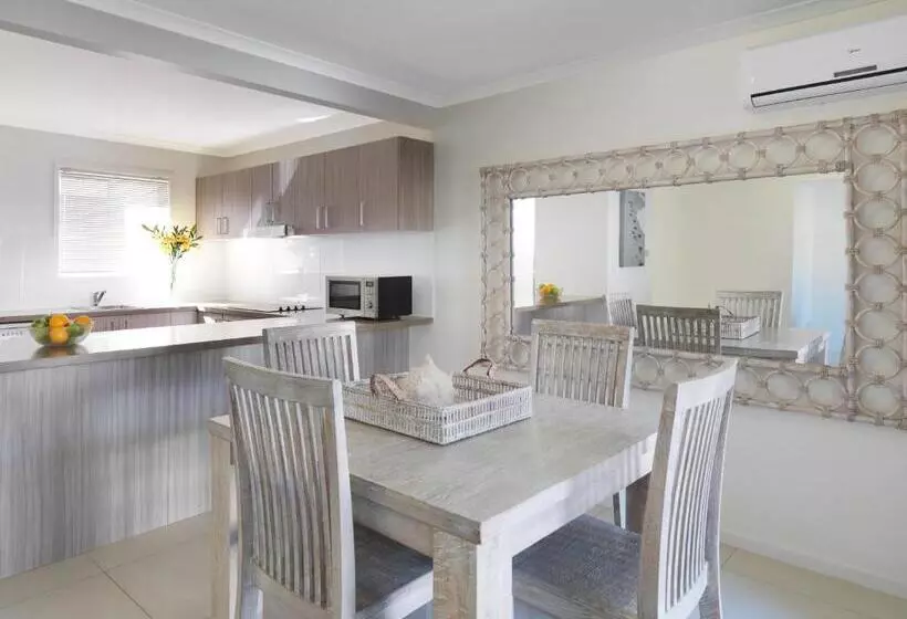 ツーベッドルーム　ヴィラ, Oaks Sunshine Coast Oasis Resort