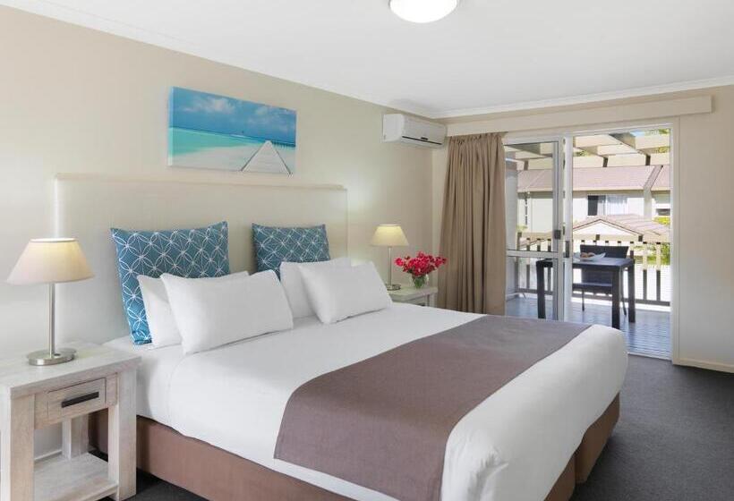 Вилла 2 Спальни, Oaks Sunshine Coast Oasis Resort