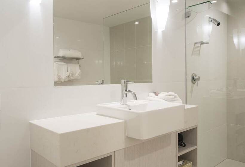 Представительский семейный номер, Oaks Sunshine Coast Oasis Resort