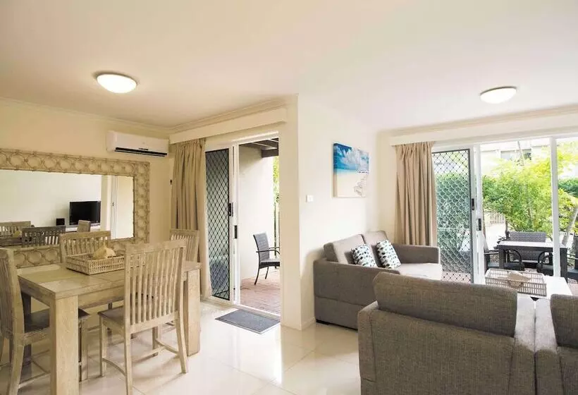 ツーベッドルーム　ヴィラ, Oaks Sunshine Coast Oasis Resort