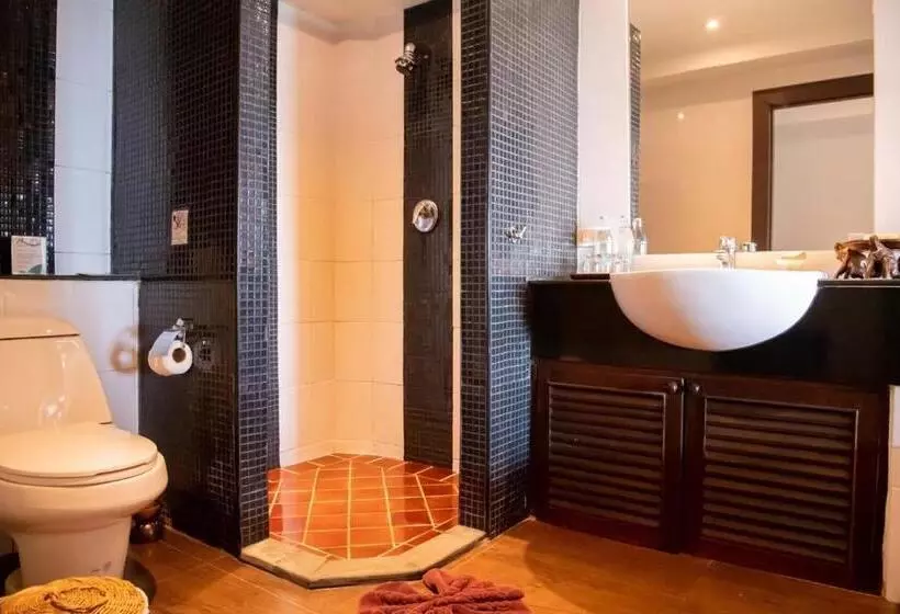 اتاق سوپریور با چشم‌انداز دریا, Panviman Resort Koh Phangan
