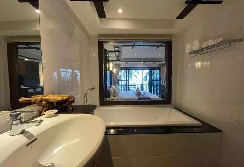 اتاق سوپریور با چشم‌انداز دریا, Panviman Resort Koh Phangan