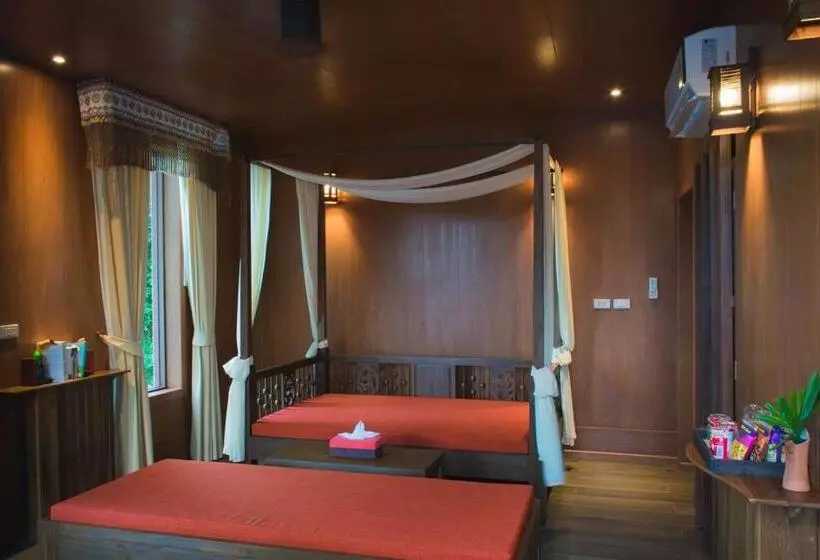 سوییت اجرایی, Panviman Resort Koh Phangan