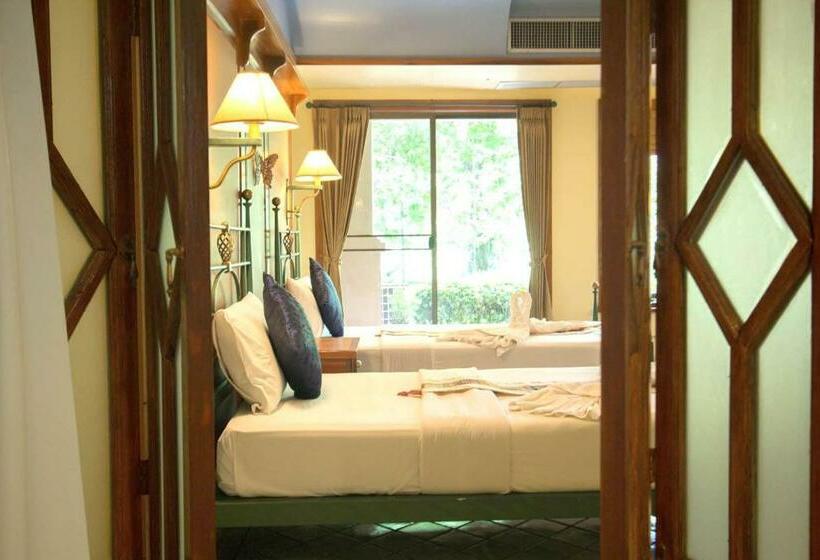 Deluxe room with river view, Pungwaan Resort & Spa