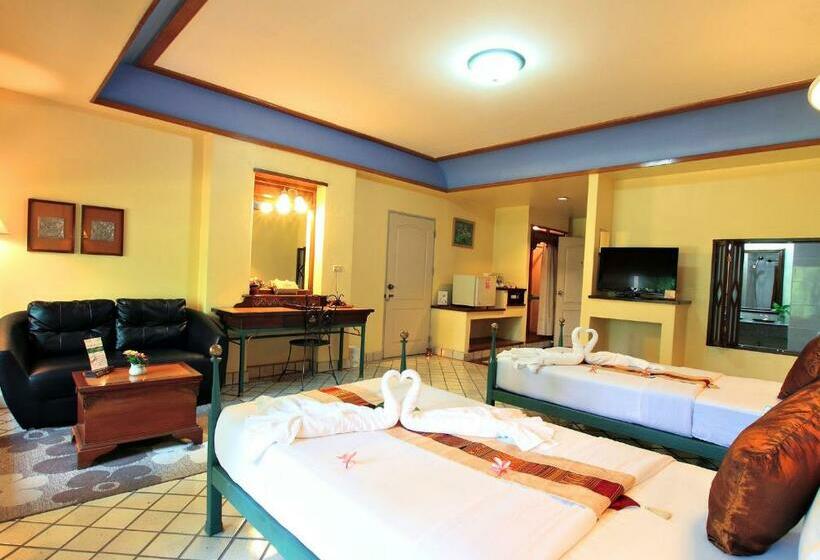 Deluxe room with river view, Pungwaan Resort & Spa