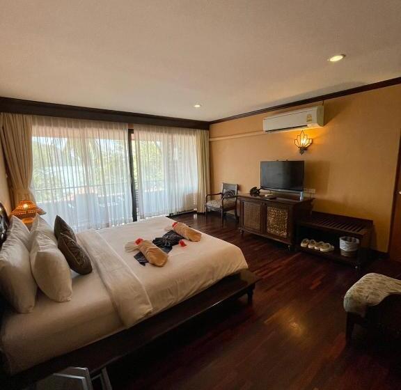 חדר דלוקס, The Aiyapura Koh Chang