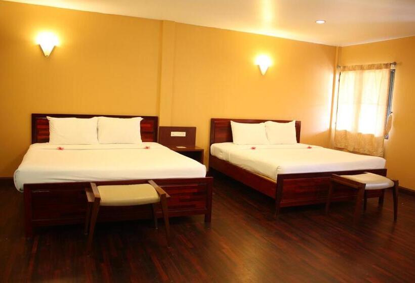 חדר אקונומי, The Aiyapura Koh Chang