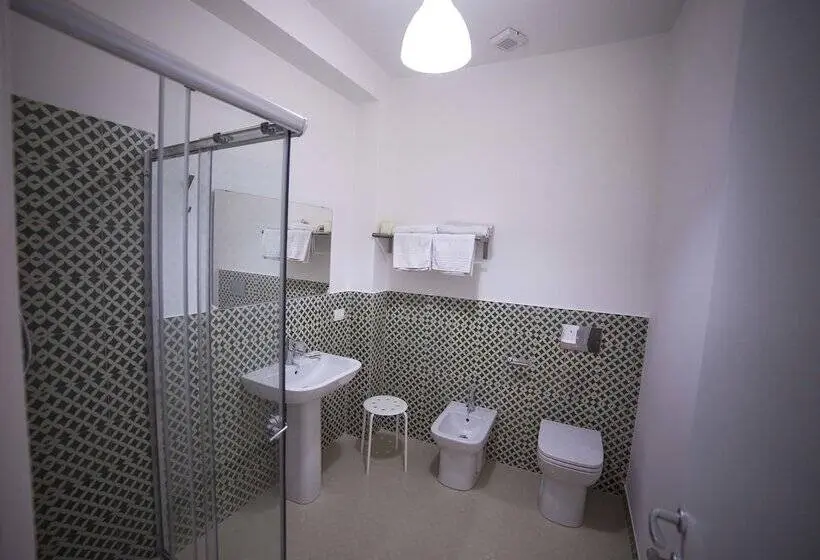 スタンダードルーム, Home Scala Dei Turchi B&b