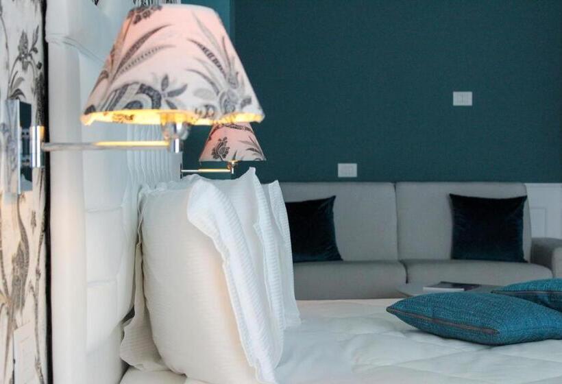 جناح سرير كينج, Bianco Riccio Suite