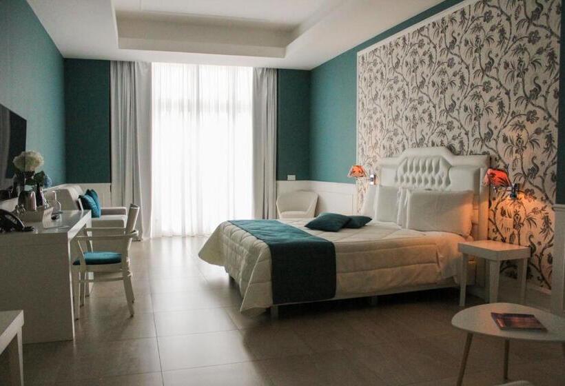 스위트 킹사이즈 침대, Bianco Riccio Suite