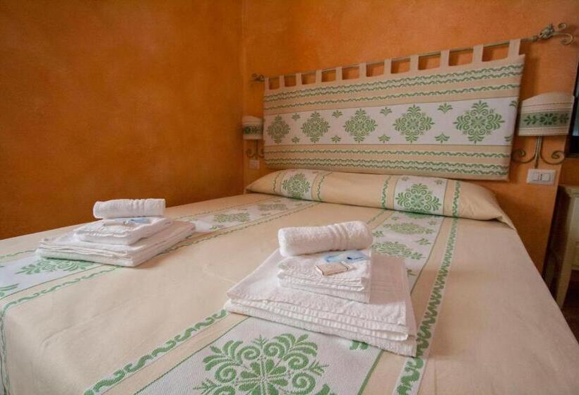 חדר סטנדרט, B&b Sa Lumenaria Da Raimonda